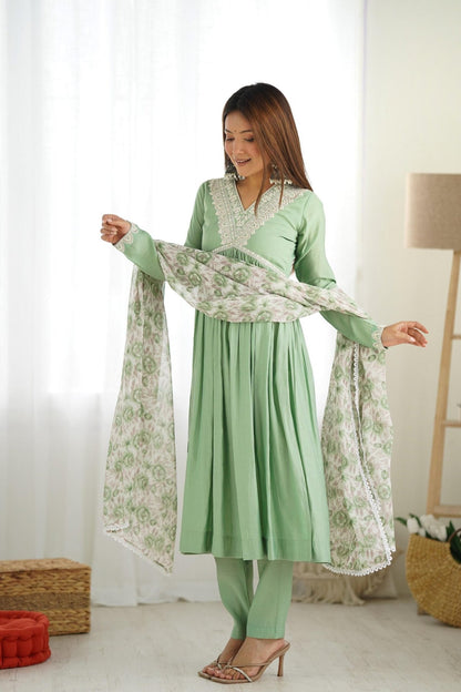 Pista Color Nyra Cut Kurta Suit with Floral Tabby Organza Dupatta
